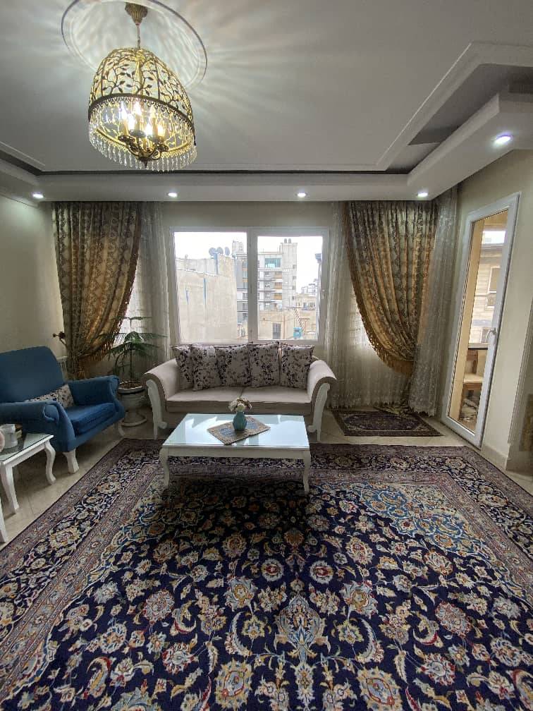 تصویر 150 متر آپارتمان مسکونی زعفرانیه زیرقیمت